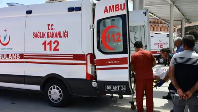 Arızaya giden 3 işçi elektrik akımına kapıldı