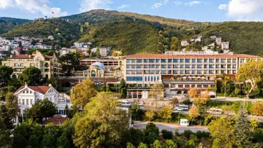 Atatürk'ün büyük vizyonuyla Bursa’da inşa edilen otel bir asrı geride bıraktı