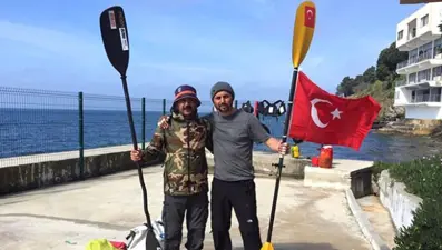Atatürk'ün izinde kanoyla 635 kilometre yol katettiler