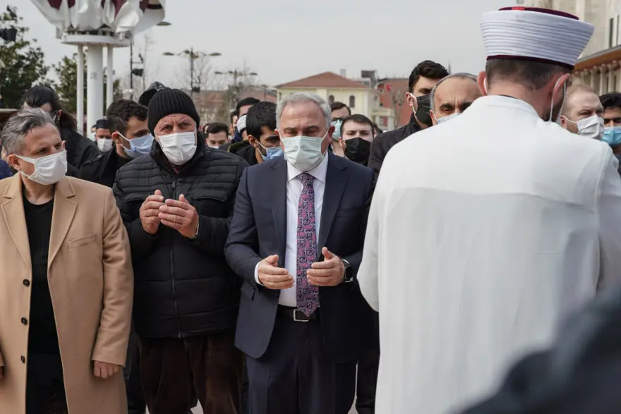 Salih Memişoğlu son yolculuğuna uğurlandı 8 Salih Memişoğlu son yolculuğuna uğurlandı 8