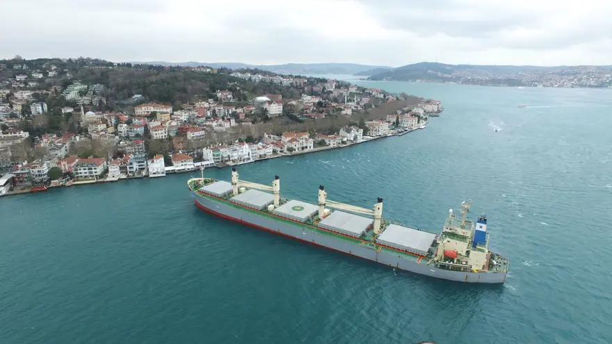 Karaya oturan gemi bugün de kurtarılamadı 10 Karaya oturan gemi bugün de kurtarılamadı 10