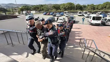 8'i FETÖ üyesi 9 şüpheli lastik botta yakalandı