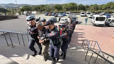 8'i FETÖ üyesi 9 şüpheli lastik botta yakalandı