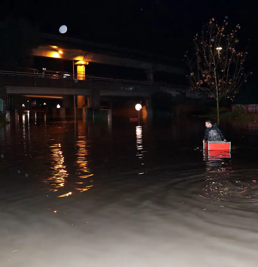 İzmir'de şiddetli yağış 5