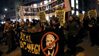 Avusturya’da aşırı sağcı parti karşıtı gösteri