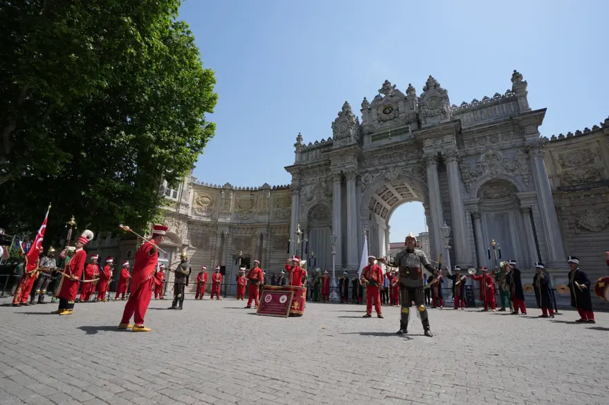 GÖSTERİLER HAKKINDA 1 GÖSTERİLER HAKKINDA 1