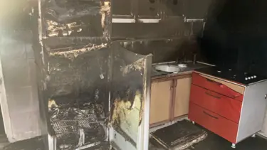 Buzdolabında odun yakan Alzheimer hastası zehirlenip öldü