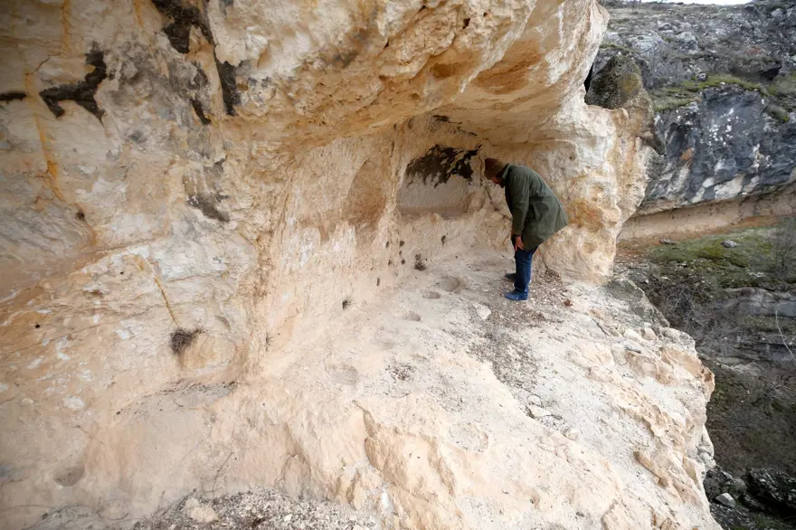 Elazığ'da Roma dönemine ait 1800 yıllık kalıntılar bulundu 15 Elazığ'da Roma dönemine ait 1800 yıllık kalıntılar bulundu 15