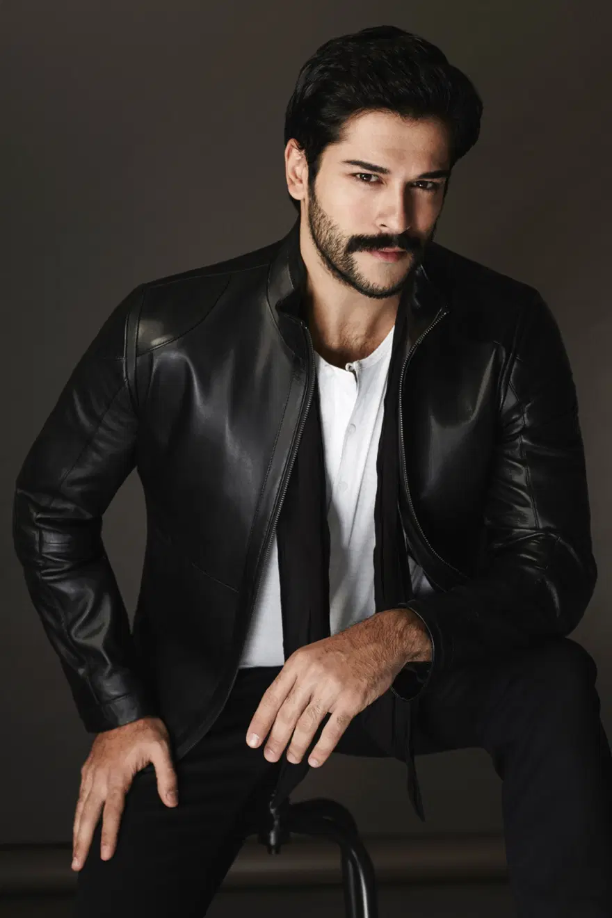 BURAK ÖZÇİVİT 89