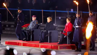 Merkel'e şarkılı veda