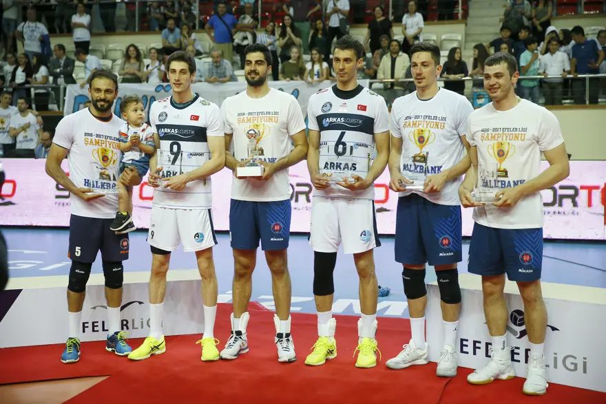 Kadınların ardından erkeklerde de özlenen tablo! 6 Kadınların ardından erkeklerde de özlenen tablo! 6