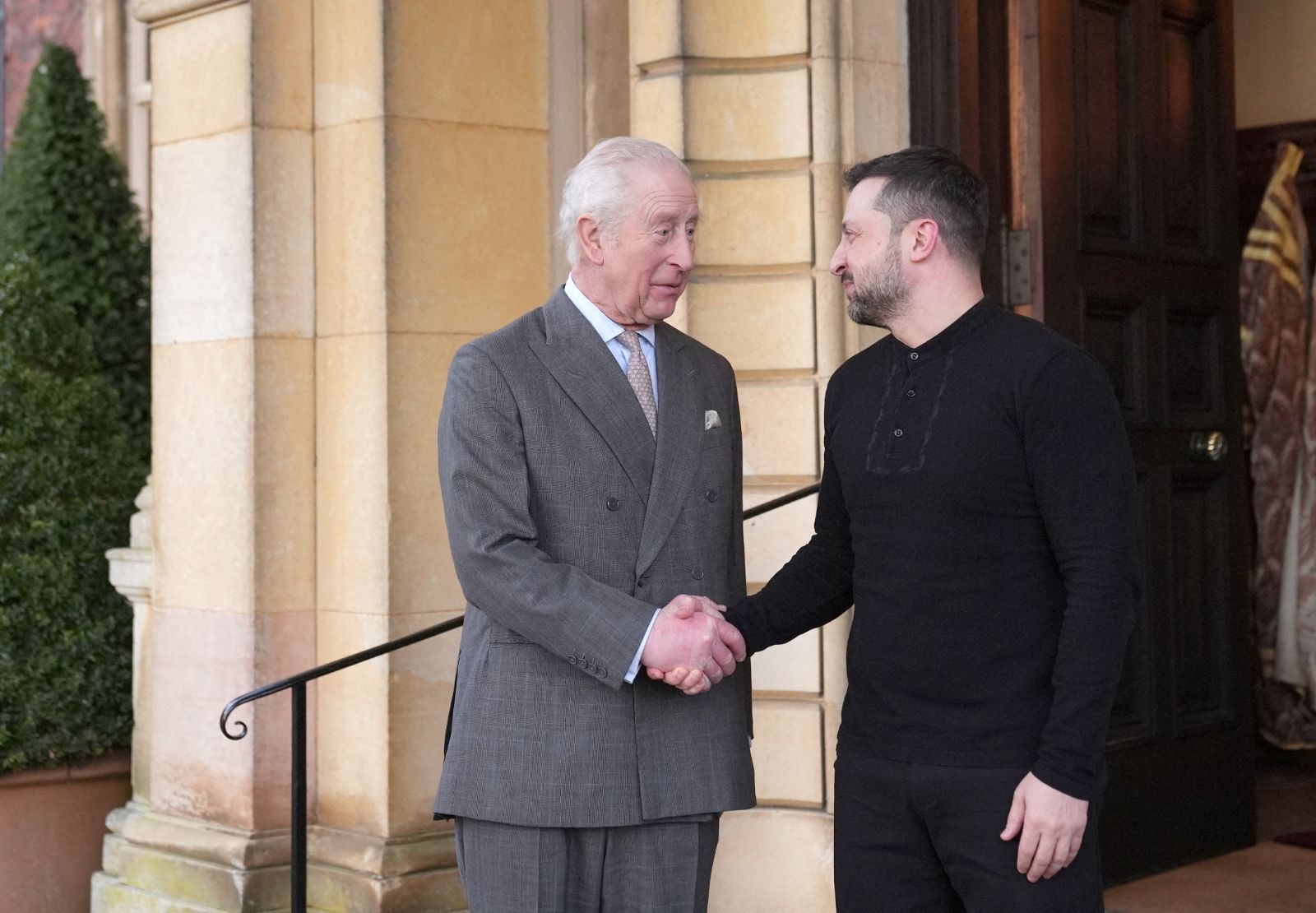 İngiltere Kralı Charles, Ukrayna Lideri Zelenski ile görüştü