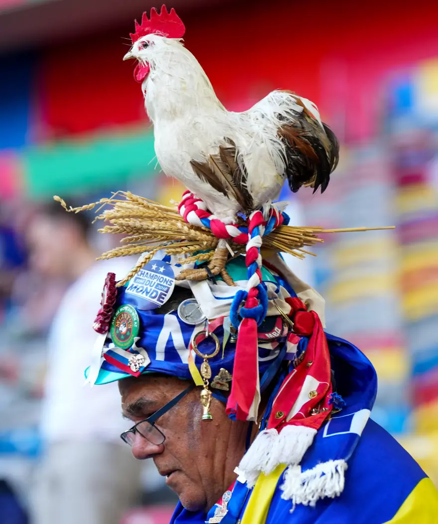 EURO 2024'te kültürel çeşitlilik: Maçlar ulusal sembollerle zenginleşti 2 EURO 2024'te kültürel çeşitlilik: Maçlar ulusal sembollerle zenginleşti 2