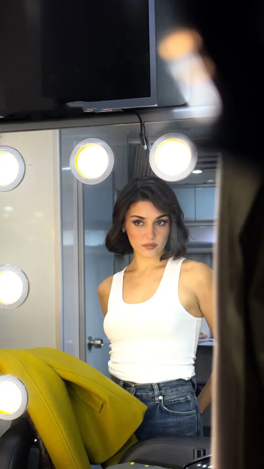 Hande Erçel Maldivler'de: Tatil pozlarını paylaştı 1 Hande Erçel Maldivler'de: Tatil pozlarını paylaştı 1