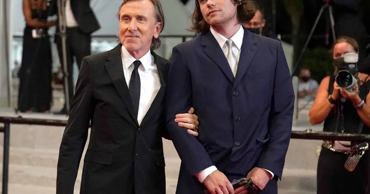 Oyuncu Tim Roth’un oğlu Cormac Roth 25 yaşında hayatını kaybetti | NTV ...