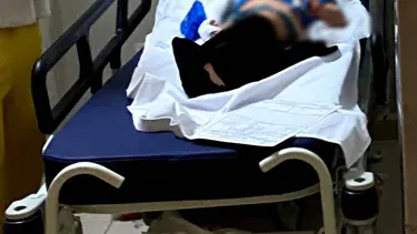 4 yaşındaki çocuk, alt katın balkonuna düştü