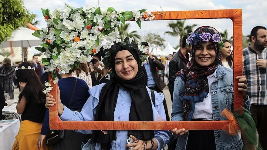 Uluslararası Portakal Çiçeği Karnavalı ile Bando ve Tava Ciğer Festivali'ne corona virüs engeli 23