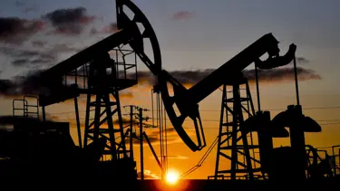 ABD'nin ticari ham petrol stokları azaldı