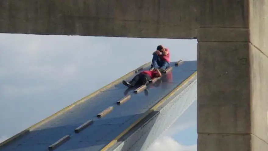 Gençlerin tehlikeli oyunu 2