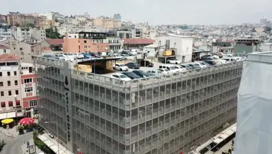 Karaköy'deki 46 yıllık otopark kapanıyor
