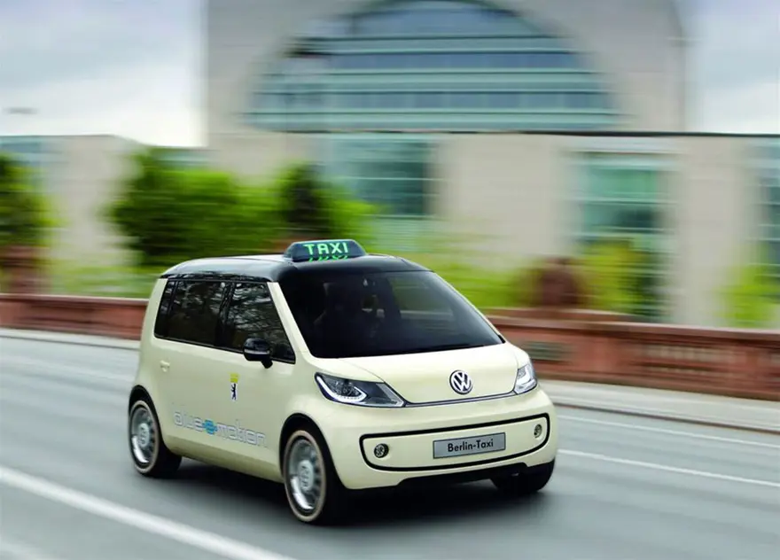 2010 Volkswagen Berlin Taxi Concept 4
