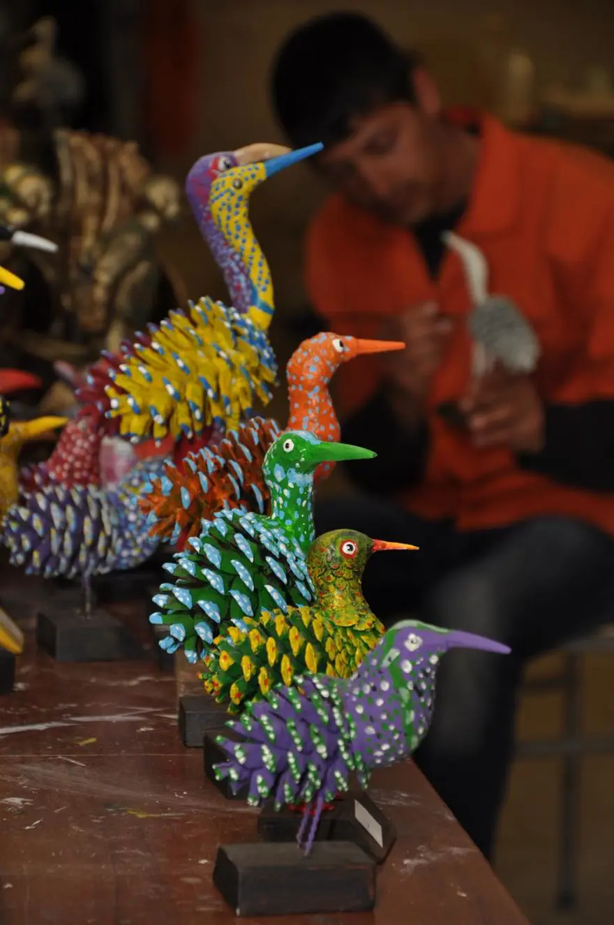 Kozalaklardan sanat eserine 8