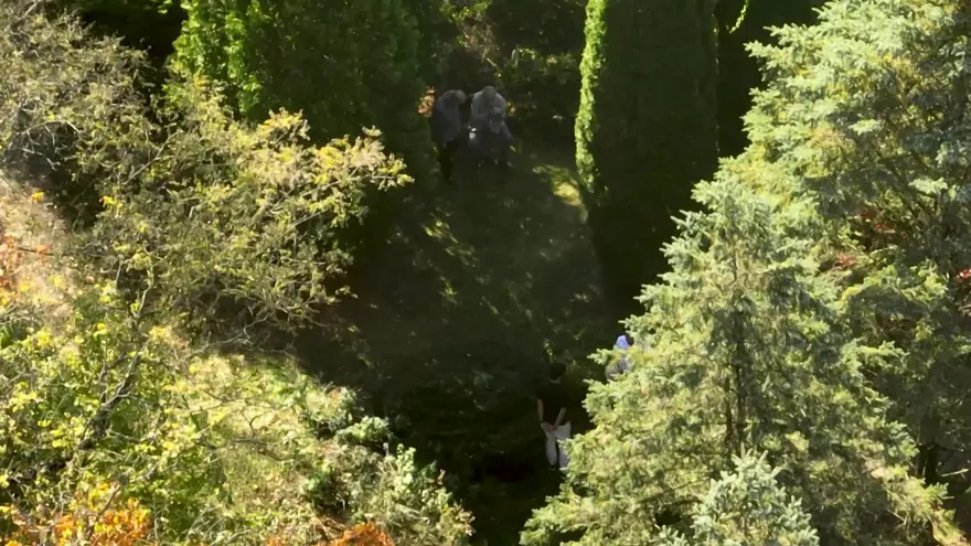 FETÖ elebaşı Gülen, çiftlik evinin bahçesine gömüldü 11