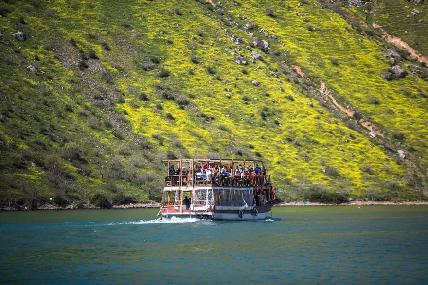 halfeti, rumkale, birecik baraj gölü, savaşan köyü, halfeti tekne turu, şanlıurfa gezilecek yerler 7
