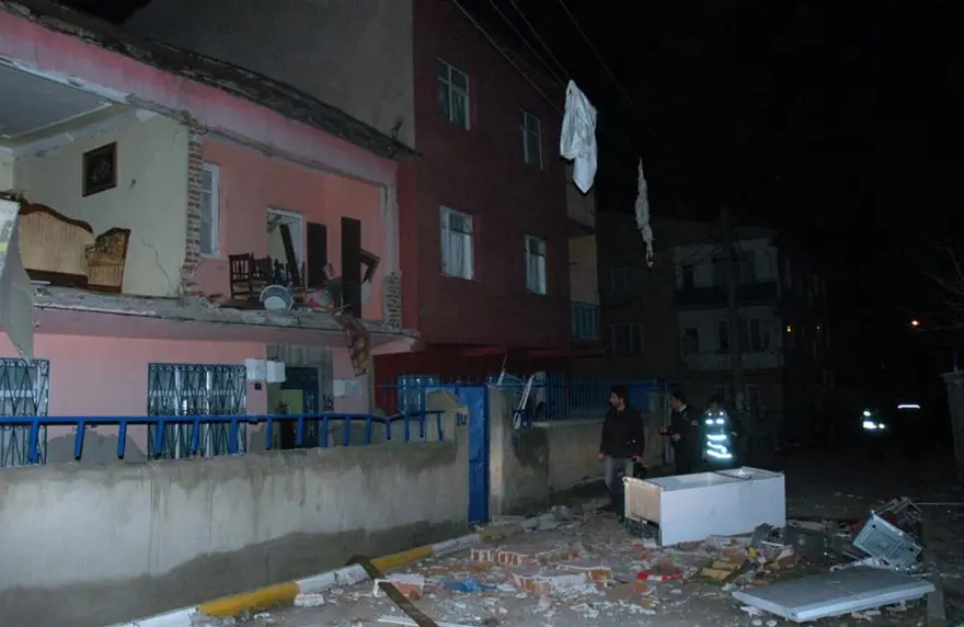 Bomba değil, tüp patladı 