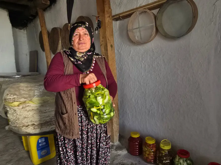 Geleneksel kış hazırlıkları başladı: Binbir emekle hazırlanıyor 3