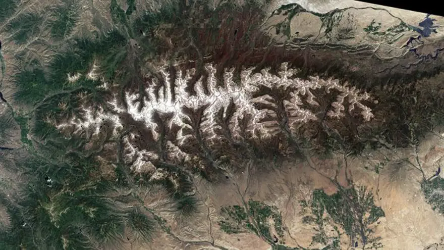 Milyonlarca kişiyi etkileyen kesinti yörüngeden görüntülendi (NASA paylaştı) 33