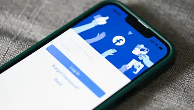 Başkasının adına Facebook hesabı açtı, hapis cezası verildi