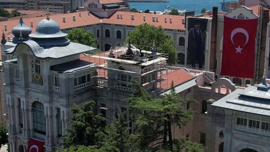 Üsküdar'da tarihi binanın kubbesi yanarak çökmüştü: Çalışmalar havadan görüntülendi 6