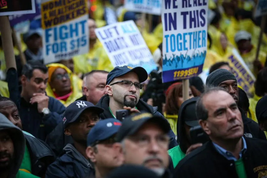 ABD'de yüzbinler sokaklara döküldü 7