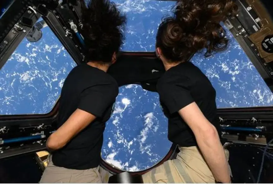 NASA yılın en iyilerini paylaştı: 2024'ün çarpıcı uzay fotoğrafları! 