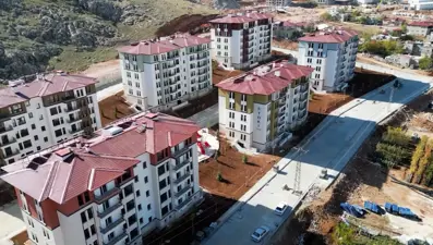 AFAD Adana deprem konutları kura çekimi saat kaçta? Deprem konutlarının hak sahipleri belirleniyor