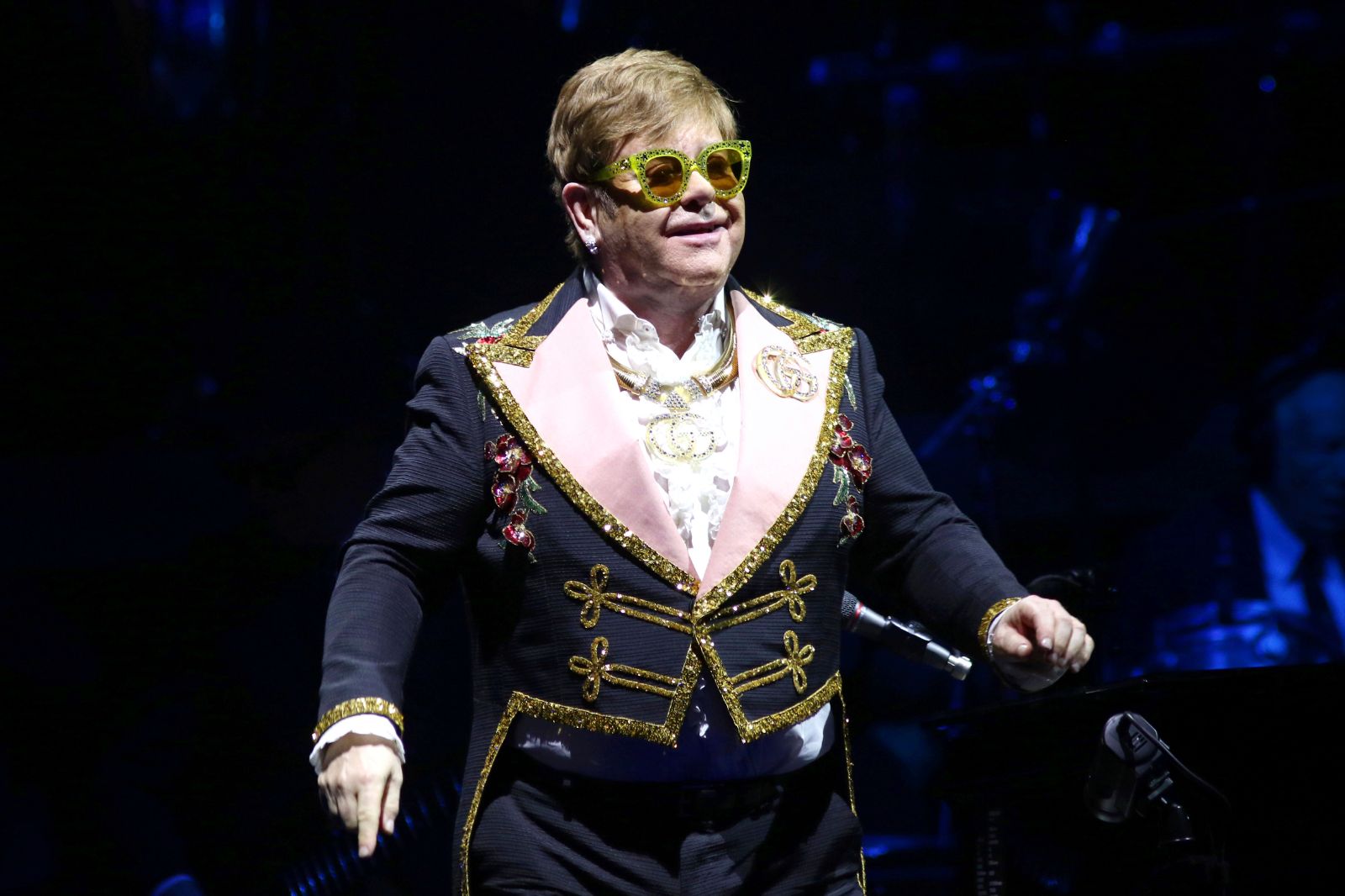 Elton John'dan Vatikan'a tepki: İkiyüzlülük