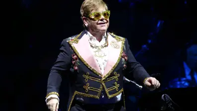 Elton John'dan Vatikan'a tepki: İkiyüzlülük