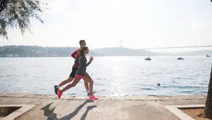 Demans riskinizi azaltmak ister misiz? Bilim insanları günde kaç adım atılması gerektiğini açıkladı