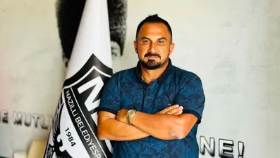 Nazillispor'da Yüksel Yeşilova yollar ayrıldı