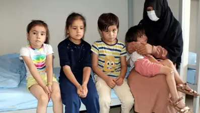 Taliban'dan kaçan Ferzana: Çocuklarımla dağlarda 3 gün aç ve susuz kaldık