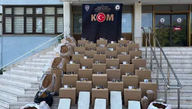 Binlerce kaçak sigara ele geçirildi