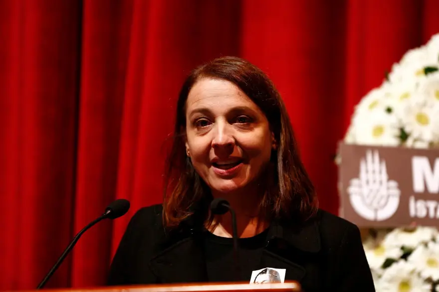 Münir Özkul son yolculuğuna uğurlandı 12 Münir Özkul son yolculuğuna uğurlandı 12