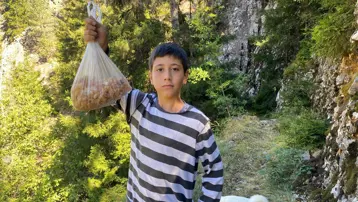 Doğadan toplayıp 5 bin liradan satıyor: "Maden buldum!" diyerek paylaştı