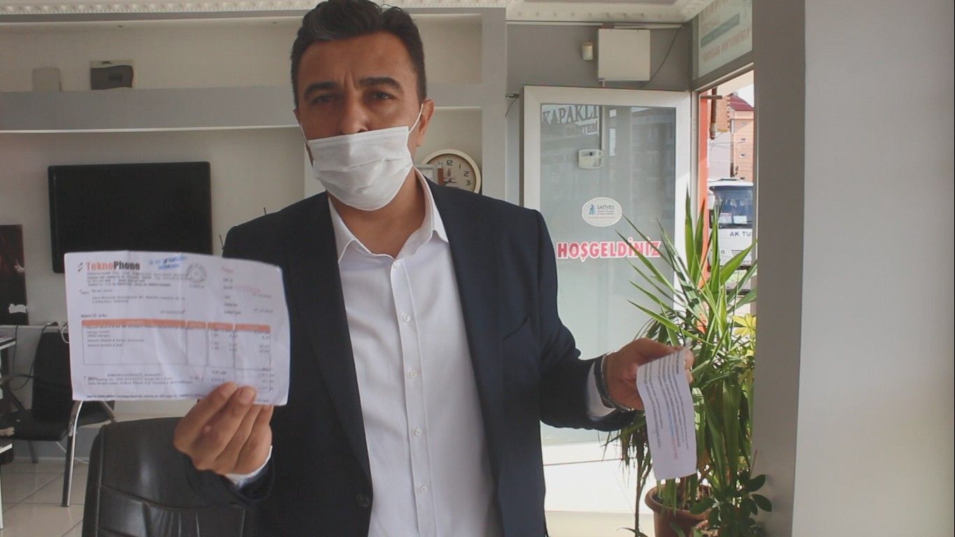 İnternetten aldığı telefonun yalnızca kutusu eline ulaştı