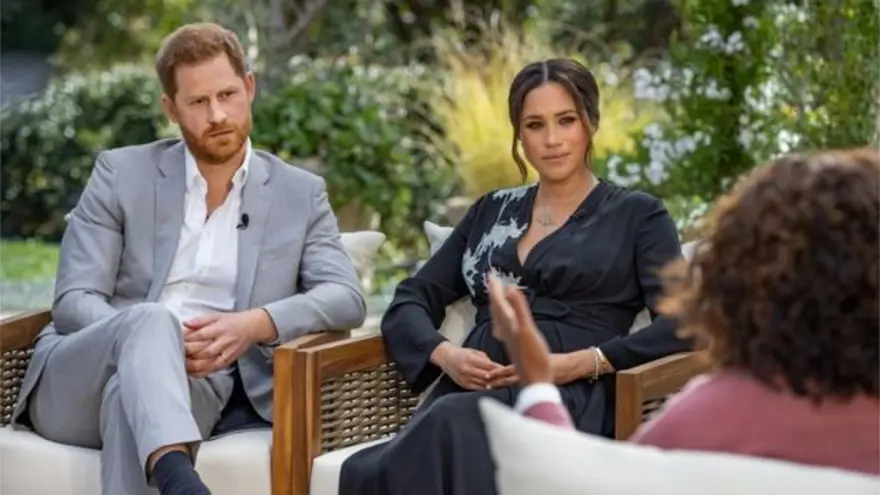 Meghan Markle'ın Oprah Winfrey söyleşisinde giydiği elbise 'Yılın Kıyafeti' seçildi 