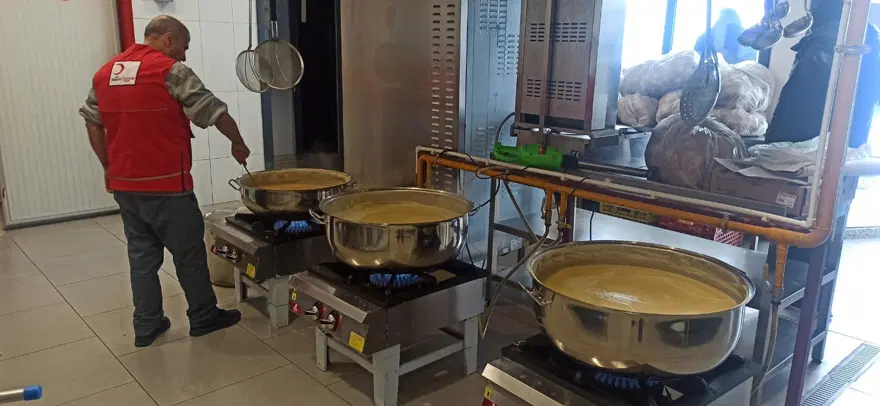 Depremzedelere yardım seferberliği 18