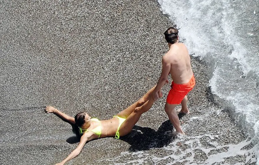 Bradley Cooper ve Irina Shayk tatile doymuyor 13