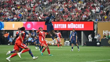 Paris Saint-Germain yarı finalde