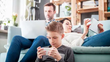 Işık hızında internet: Bilim insanları dünyanın ilk tam frekanslı 6G çipini geliştirdi